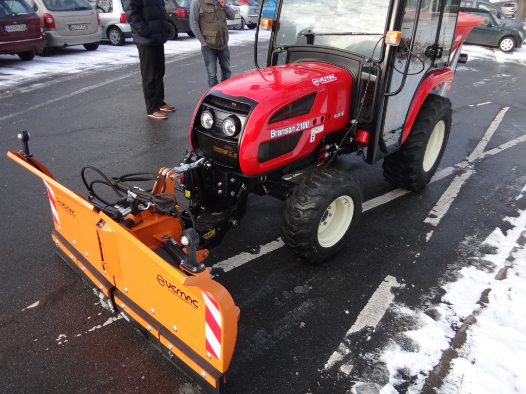 Ein smarter Winterdienst im Kreis Kassel: Smart mit Schneepflug